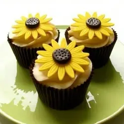 کاتر فشاری شیرینی پزی مدل گل مینا مجموعه 3 عددی