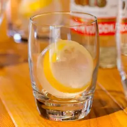 قالب شکلات و شیرینی سیلیکونی رویال مدل بهگز