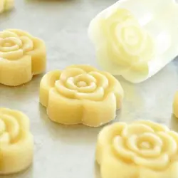 کاتر فشاری شیرینی مربایی مدل گل رز