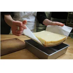 کاغذ روغنی نسوز شیرینی پزی به گز مدل wilti