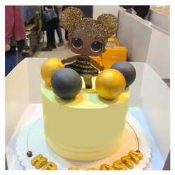 تاپر تزیین کیک بهگز مدل دختر LOL