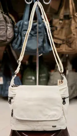 کیف چرم سنگ‌شور زنانه و شیک وارداتی (موجود)