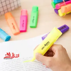 ماژیک علامت گذار هایلایتر رنگ زرد فسفری Deli accent S۶۲۱ DELI HIGHLIGHTER CHISEL TIP: ۱-۵MM YELLOW