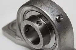 یاتاقان برینگ استیل UCP 208 SS