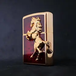 فندک زیپو کاستوم ادیشن قرمز طلایی کد Zippo Winning Winny Zs1136