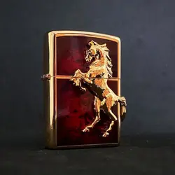 فندک زیپو کاستوم ادیشن قرمز طلایی کد Zippo Winning Winny Zs1136
