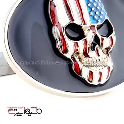 آرم جلو پنجره پرچم آمریکا طرح جمجمه