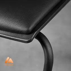 صندلی چهارپایه مدل Q34p برند لیو