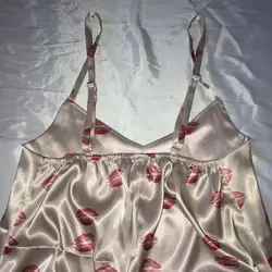 لباس خواب زنانه مدل روبان به همراه کش مو