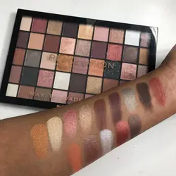 پالت سایه چشم 45 رنگ رولوشن مدل مکسی ریلودد مدل Large It Up