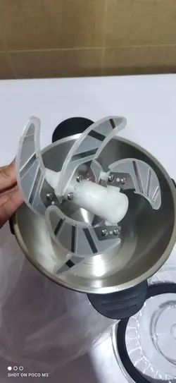 خرد کن غذاساز چندکاره شش تیغه زوما هوم 4لیتری ZUMA HOME مدل 943 توان 1200 وات-مناسب مرغ و سبزیجات - دهشیخ سنتر