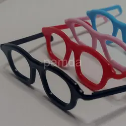 عینک عروسک دکتری ۱۶ سانت (۲۰۰ عددی)