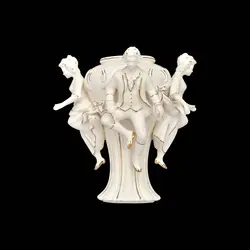 ستون چهار مجسمه لب طلا