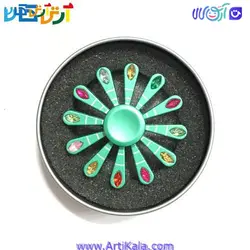 اسپینر فلزی طرح طاووس نگین دار