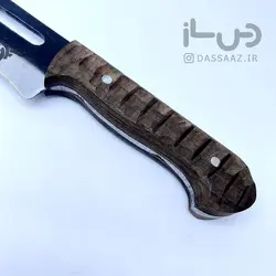 چاقو شکاری آهن بر خط دار