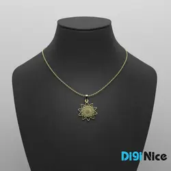 گردنبند طلا 18 عیار طرح گل آفتابگردان (کد DN-P2844)