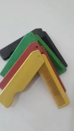 شانه تاشو جیبی