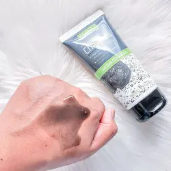 ژل شستشو صورت تیوپی زغال فعال بیوتی فرمولا 150 میل ( بریتانیا )