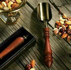 قاشق آجیل دسته چوبی اعلاء