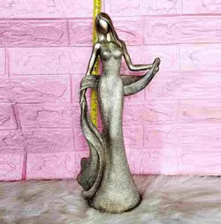 مجسمه مانکن