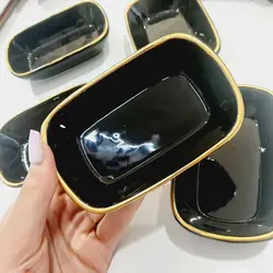 خرما خوری لب طلا