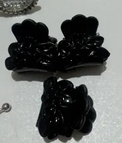 کلیپس روسری گلدار مشکی