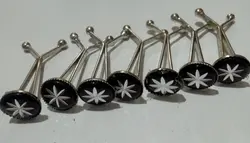 گیره روسری مشکی طرح دار