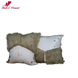 رو کوسن طرح خز و پولک