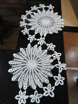 رومیزی قلاب بافی