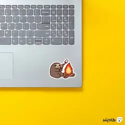 استیکر لپ تاپ کول طوری - خنگ در حال خوردن مارشمالو