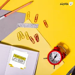 استیکر لپ تاپ مستر ربات - تایپوگرافی سریال
