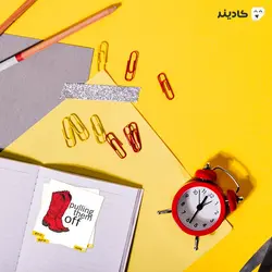 استیکر لپ تاپ آشنایی با مادر - کفش های قرمز