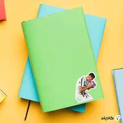 استیکر لپ تاپ بوسه بر توپ رونالدو