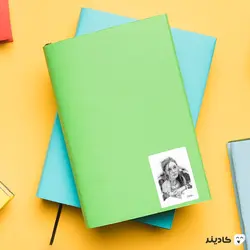 استیکر لپ تاپ پوستر سیاه سفید الیسا کلارک