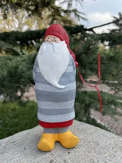 مجسمه بابانوئل کلاه قرمز