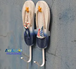 آویز دمپایی چوبی