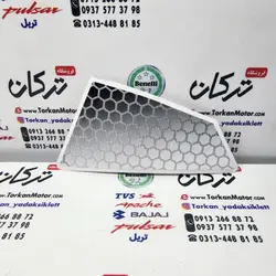 ارم ( برچسب ) قاب ( کاور ) بغل بال باک تکی سمت چپ موتور SYM گالکسی NA سفید اصلی