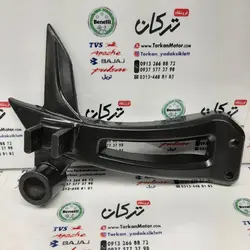 براکت جا پایه عقب سمت راست موتور اپاچی 150 ، 160 و 180 جدید