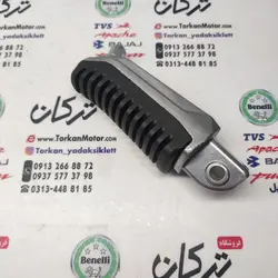 جا پایه جلو موتور بنلی 150 و 250 تک سیلندر ( چپ )