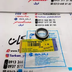 شیشه ( پولکی ) نشانگر روغن روی درب کلاچ انواع موتورهای پالس باجاج اصلی