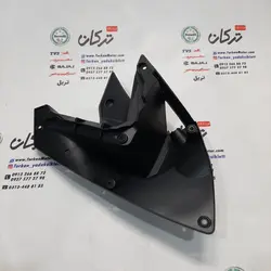 قاب ( کاور ) داخل زیر بغل باک ( بال باک ) سمت راست موتور بنلی 150 قدیم اصلی
