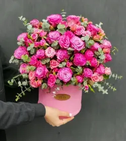 سبد گل رز با روبان 1164