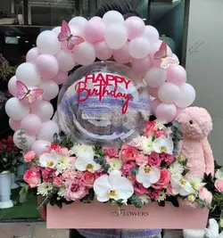 سبد گل تبریک تولد نوزاد 375