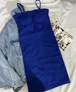 پیراهن کاپ دار(1977)