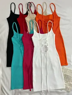 پیراهن پشت باز(1995)