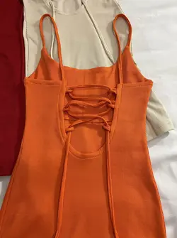 پیراهن پشت باز(1995)