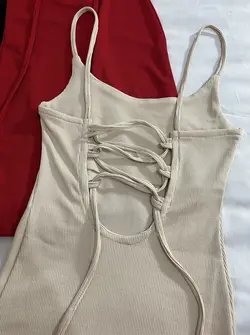 پیراهن پشت باز(1995)