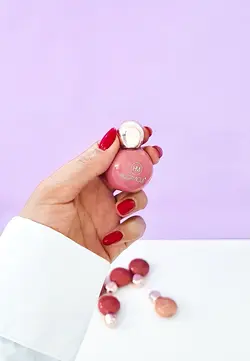 رژگونه مایع قلبی هدی موجی (Hudamoji Liquid Blusher Water Embellish Texture)