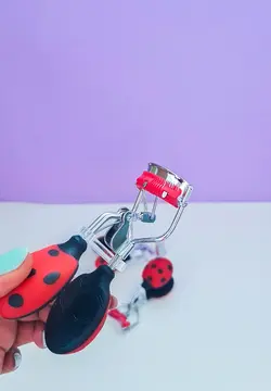 فرمژه طرح کفشدوزک