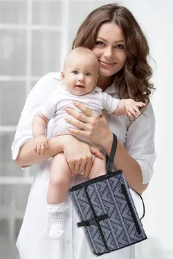 کیف تعویض پوشک نوزاد لاکی‌دی مدل تاشو کیسه‌ای